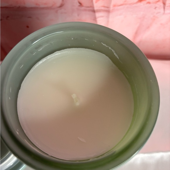 Green Soy Blend Candle - Go Getter - Picture 2 of 2